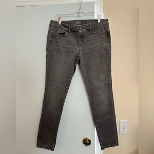 LOFT Denim washed Gray Jeans. Size 10P Modern Skinny. Good condition.